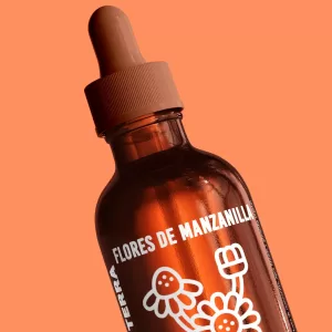 Botella de tónico de Flores de Manzanilla Grana Terra.